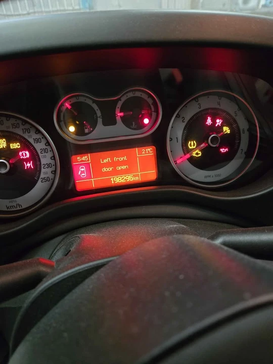 2014 Fiat 500 - Image 7 of 7