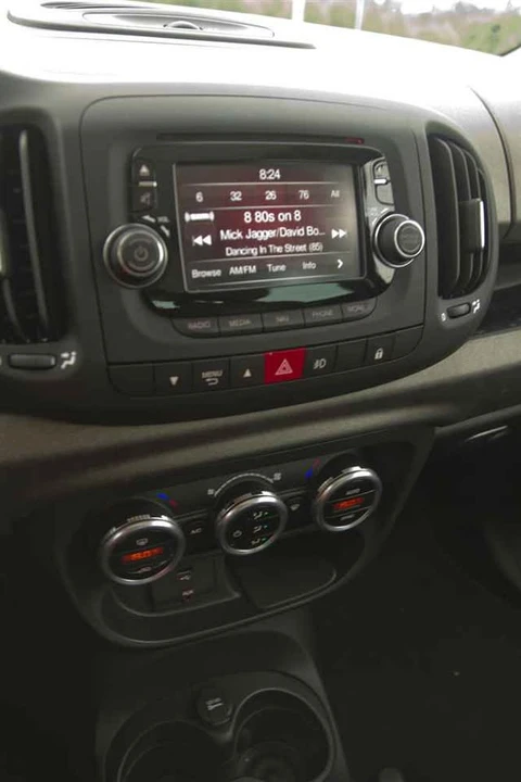 2014 Fiat 500 - Image 2 of 5