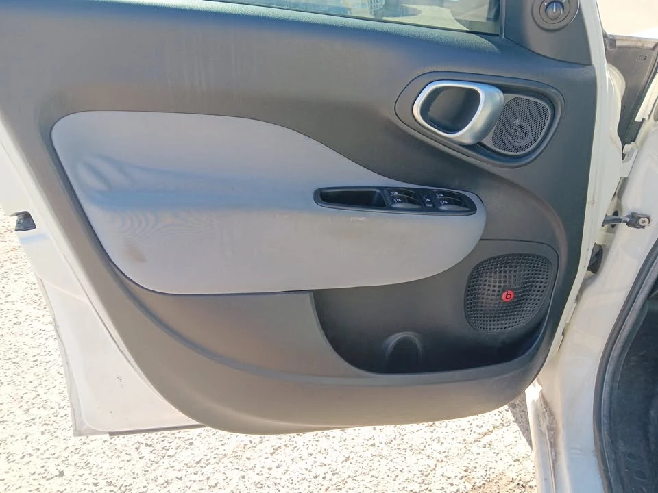 2014 Fiat 500 - Image 9 of 15
