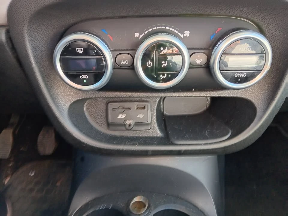 2014 Fiat 500 - Image 12 of 15