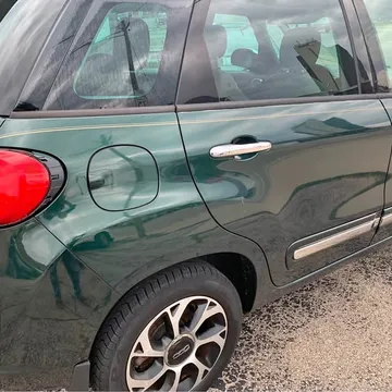 2014 Fiat 500L Lounge Hatchback 4D
