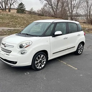 2014 Fiat 500L Lounge Hatchback 4D