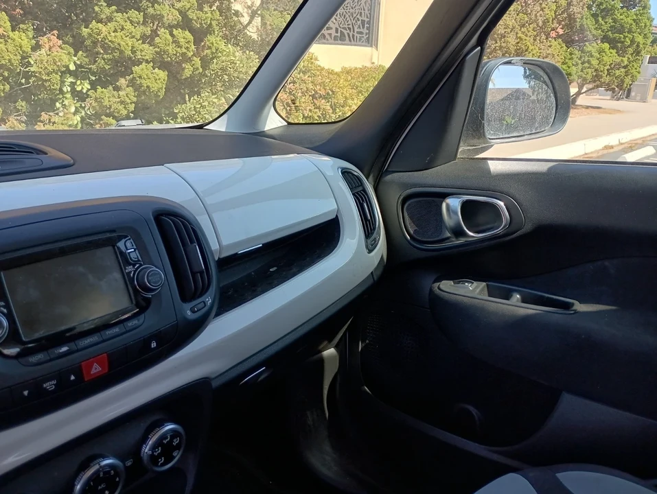2014 Fiat 500 - Image 6 of 11