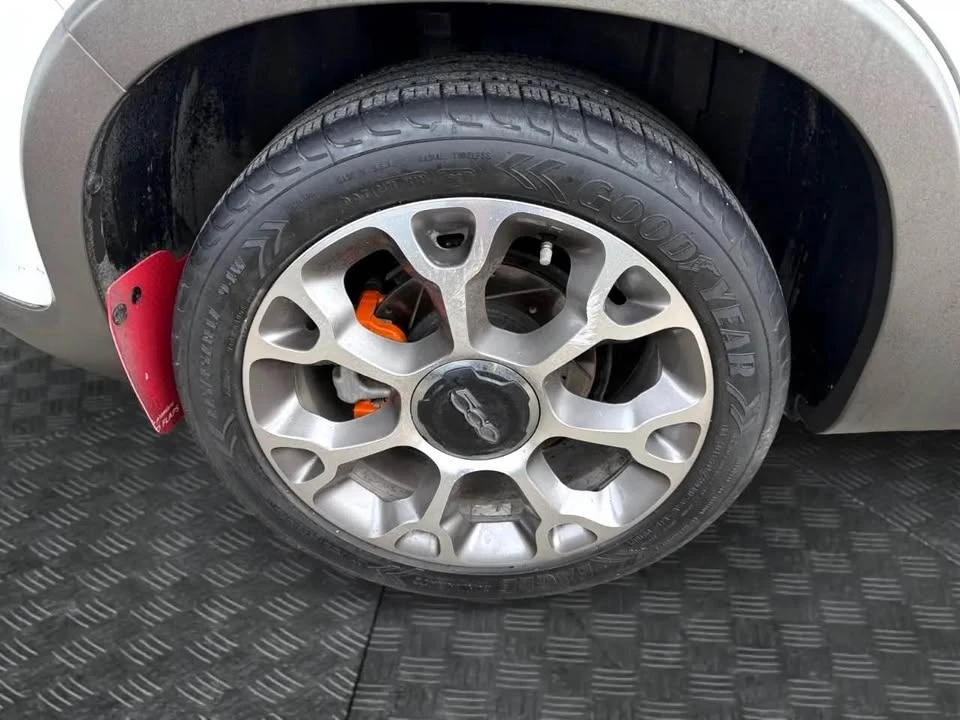 2014 Fiat 500 - Image 10 of 16