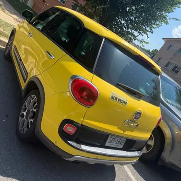 2014 Fiat 500L Trekking Hatchback 4D