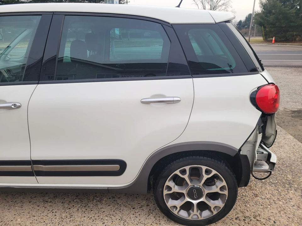 2014 Fiat 500 - Image 18 of 21