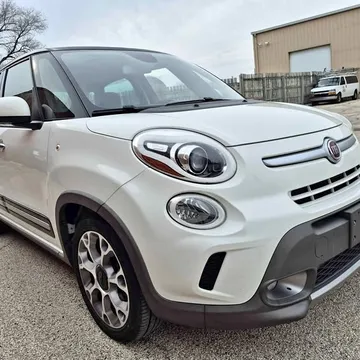 2014 Fiat 500L Urbana Trekking Hatchback 4D