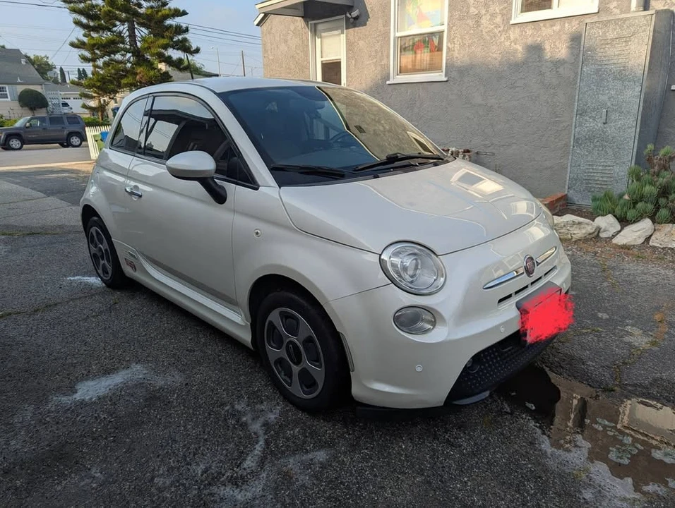 2014 Fiat 500e - Image 5 of 14