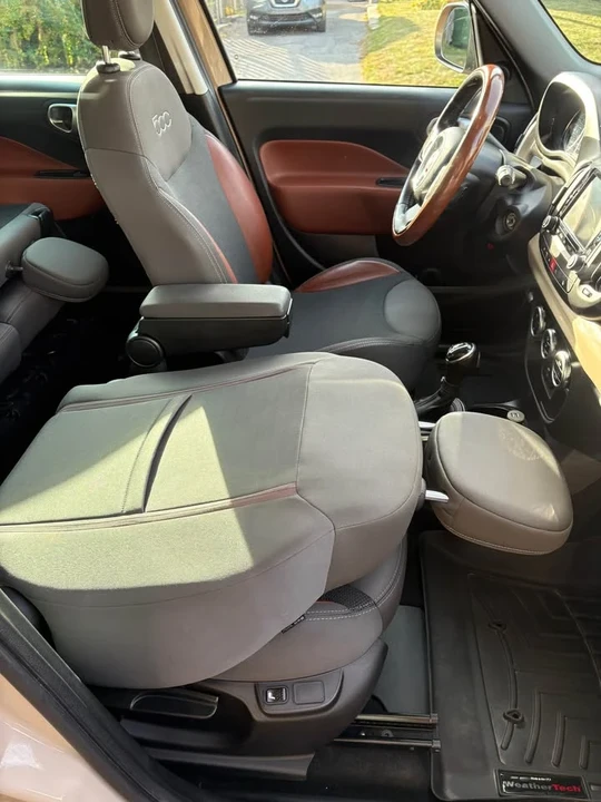 2014 Fiat 500 - Image 10 of 14