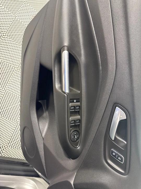 2014 Ford C-Max - Image 9 of 12