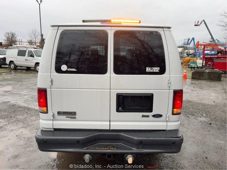 2014 Ford Econoline Van - Image 8 of 12