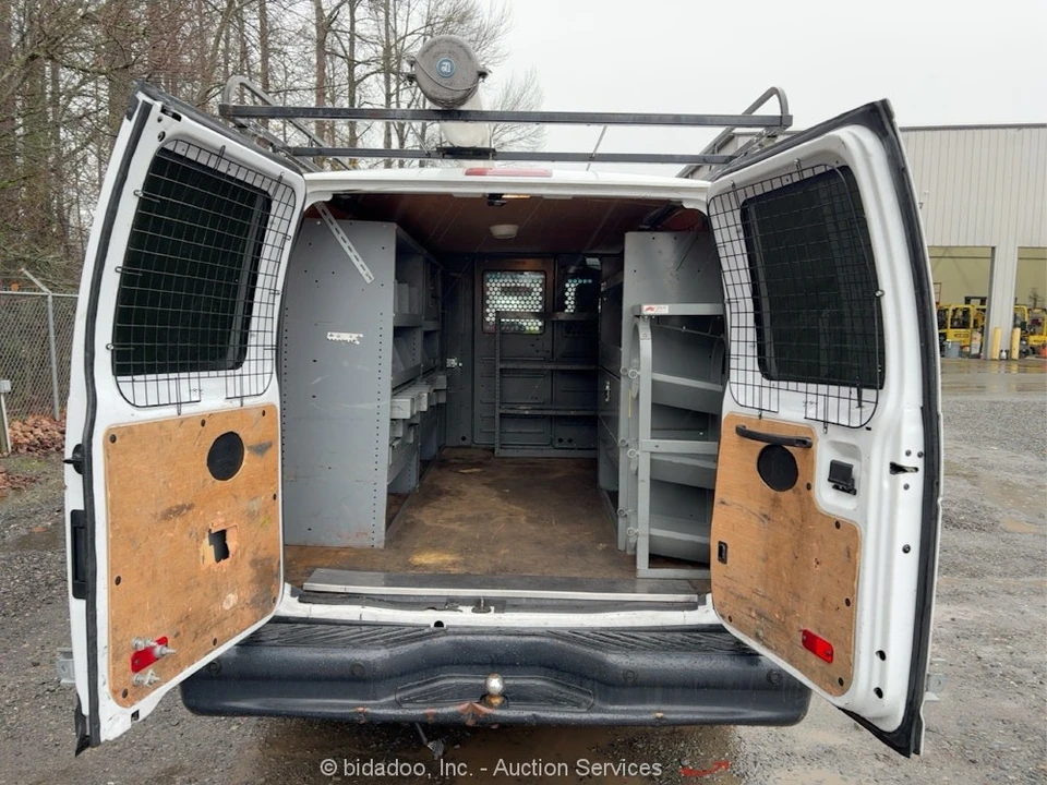 2014 Ford Econoline Van - Image 10 of 12