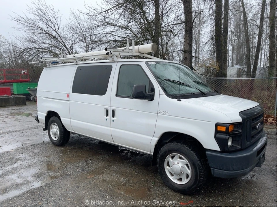 2014 Ford Econoline Van - Image 2 of 12