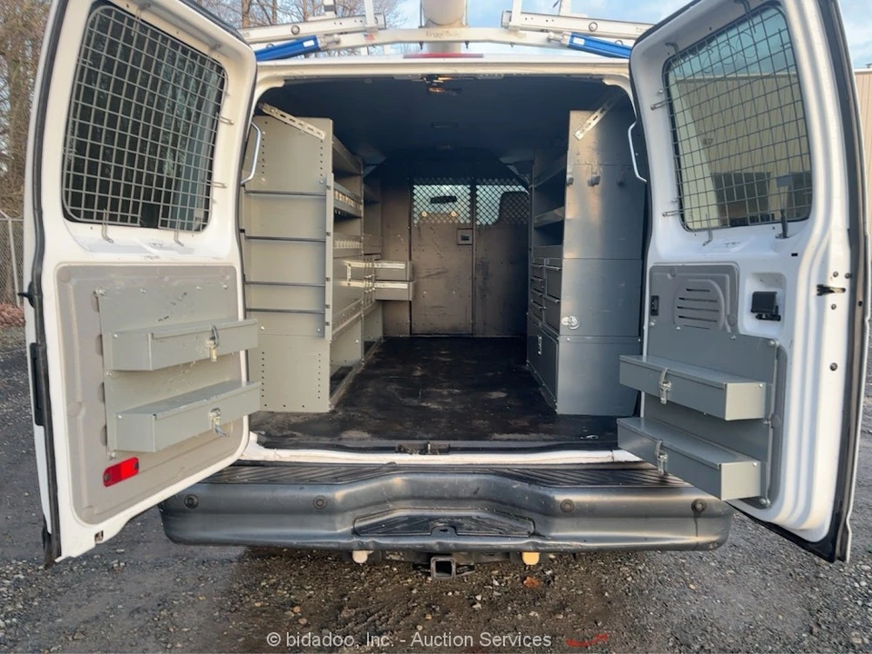 2014 Ford Econoline Van - Image 9 of 12