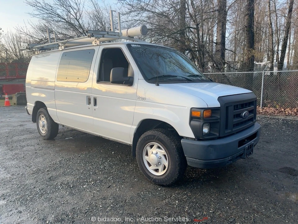 2014 Ford Econoline Van - Image 2 of 12