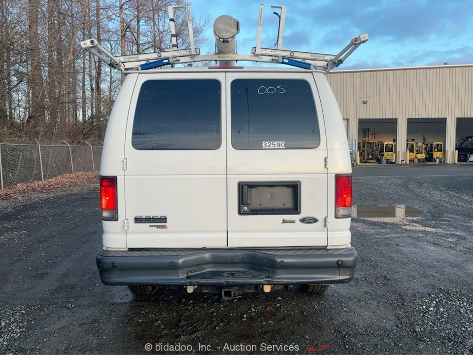 2014 Ford Econoline Van - Image 8 of 12