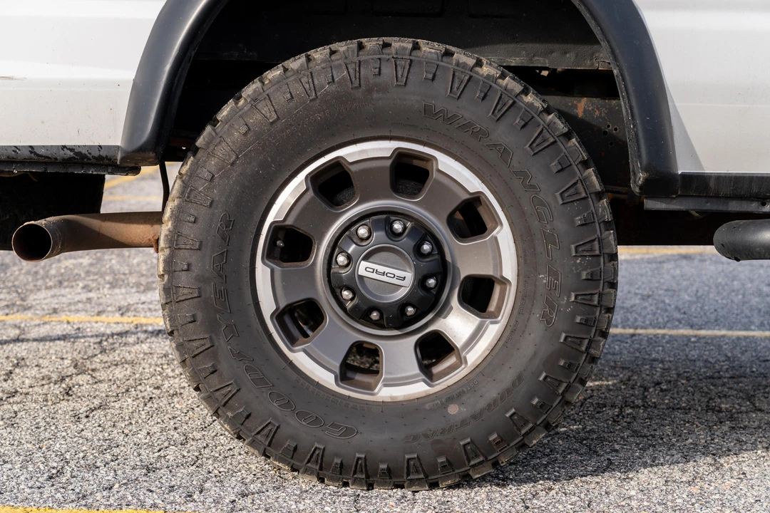 2014 Ford Econoline Van - Image 23 of 31