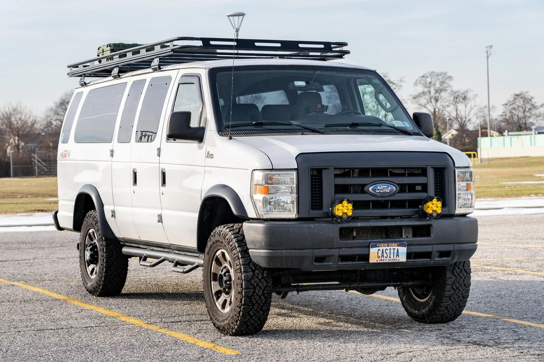2014 Ford Econoline Van - Image 8 of 31
