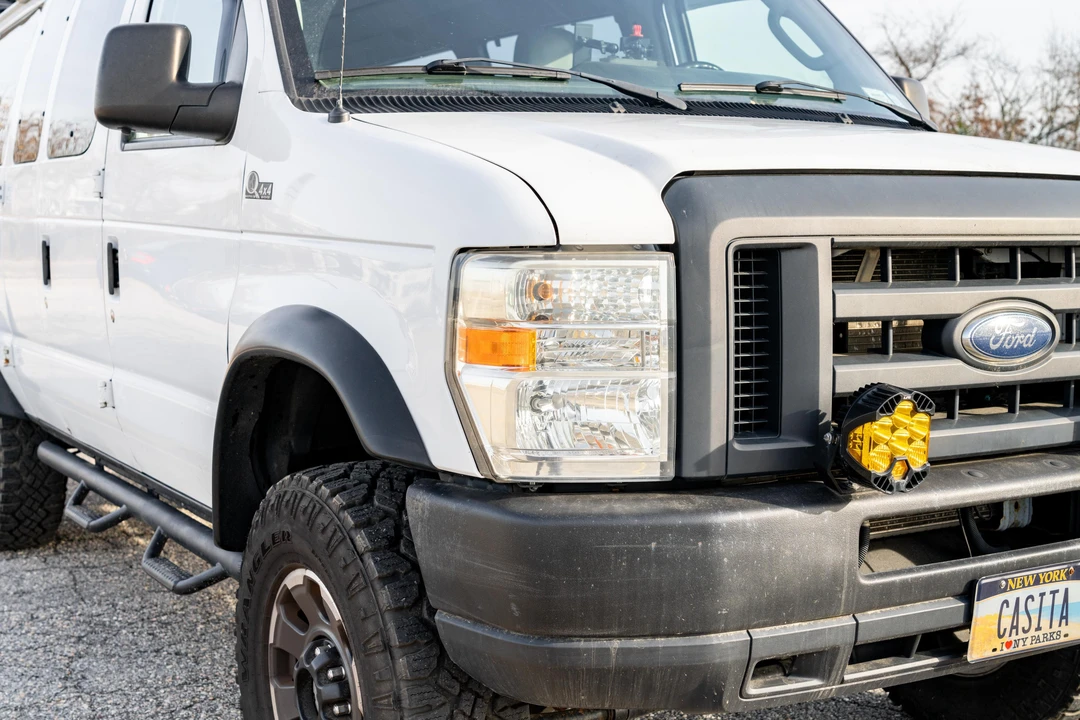 2014 Ford Econoline Van - Image 9 of 31