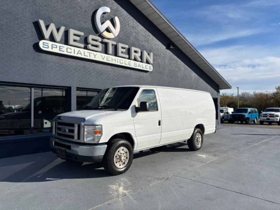 2014 Ford Econoline Van - Image 6 of 12