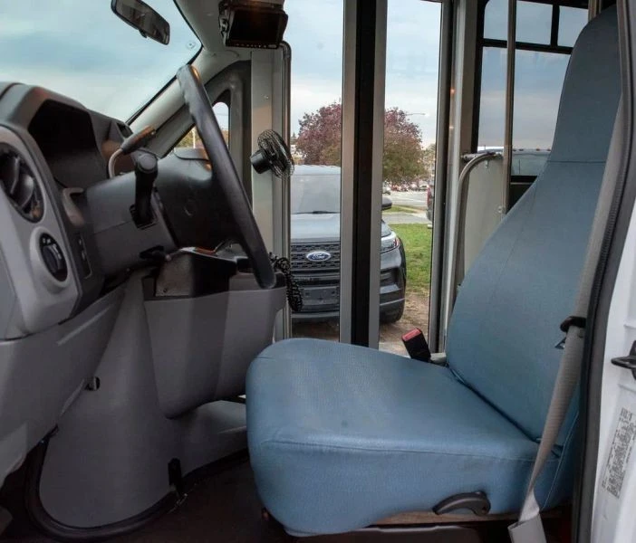 2014 Ford Econoline Van - Image 11 of 12