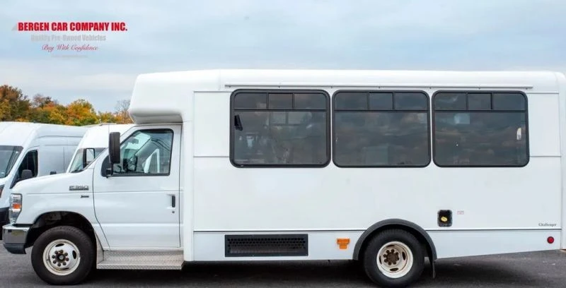 2014 Ford Econoline Van - Image 8 of 12