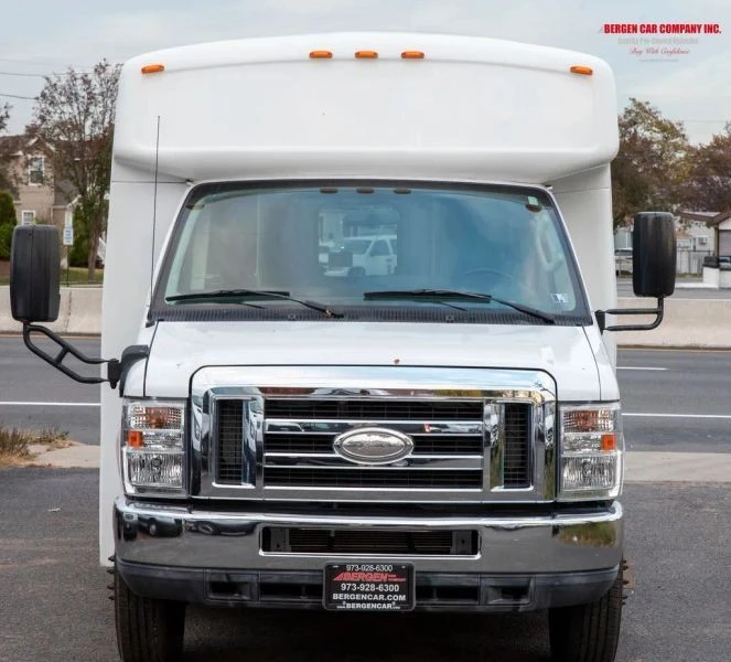 2014 Ford Econoline Van - Image 6 of 12