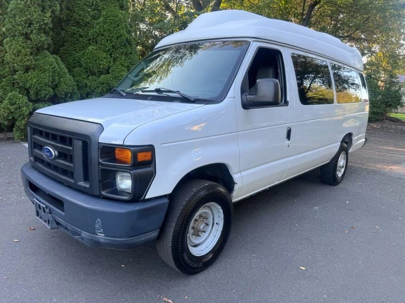 2014 Ford Econoline Van - Image 3 of 12