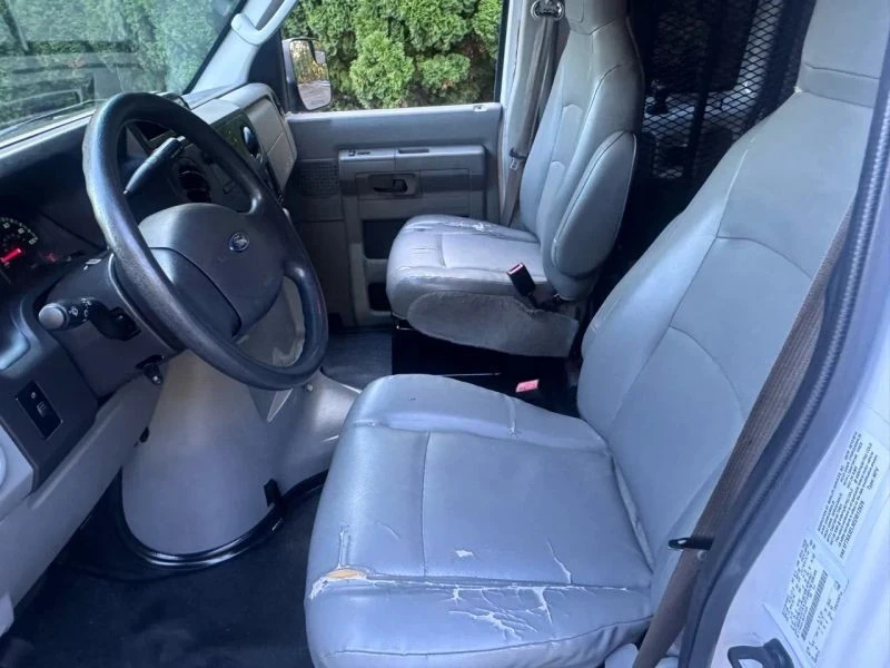 2014 Ford Econoline Van - Image 11 of 12