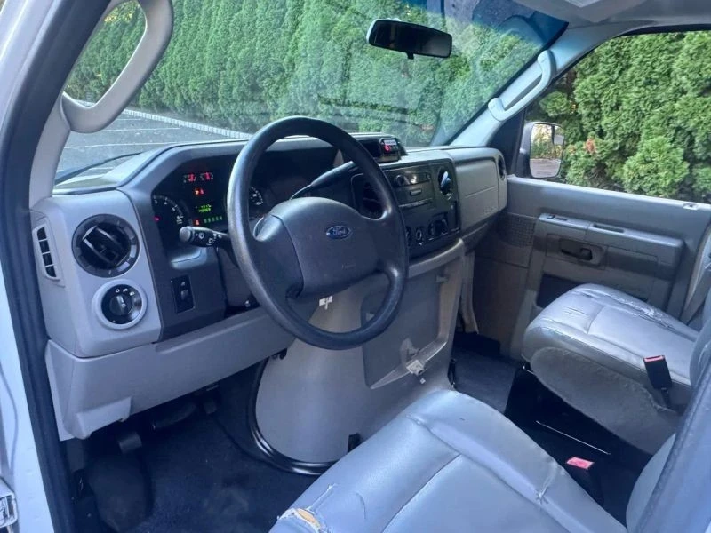 2014 Ford Econoline Van - Image 12 of 12