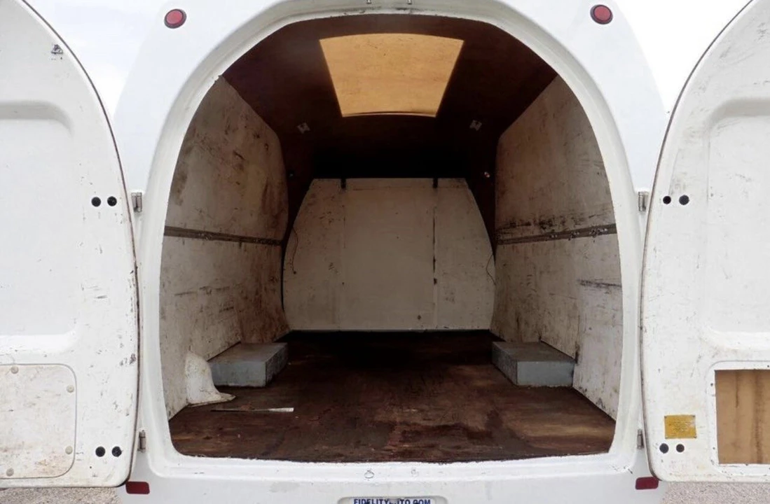 2014 Ford Econoline Van - Image 6 of 12