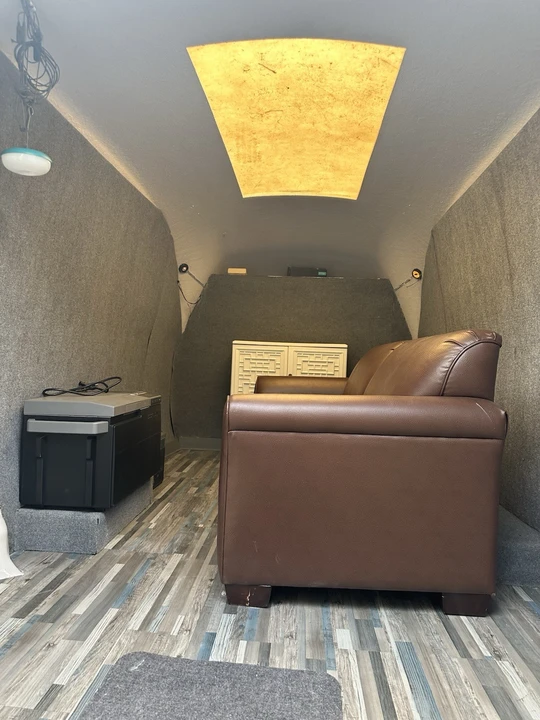 2014 Ford Econoline Van - Image 8 of 12