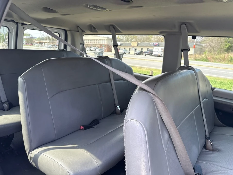 2014 Ford Econoline Van - Image 14 of 23