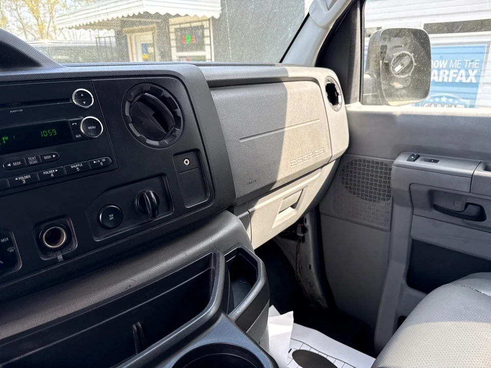 2014 Ford Econoline Van - Image 20 of 23