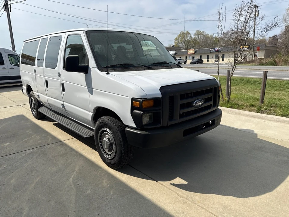 2014 Ford Econoline Van - Image 4 of 23