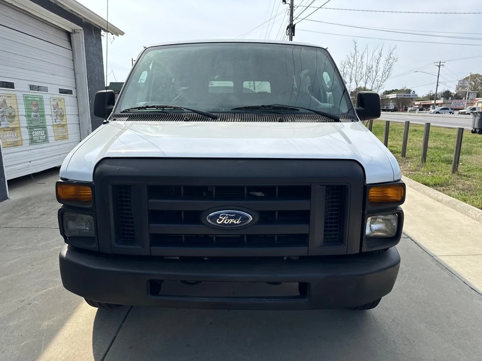 2014 Ford Econoline Van - Image 15 of 23