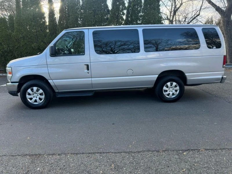 2014 Ford Econoline Van - Image 3 of 12