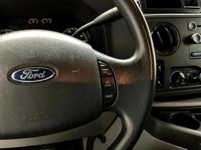 2014 Ford Econoline Van - Image 23 of 31