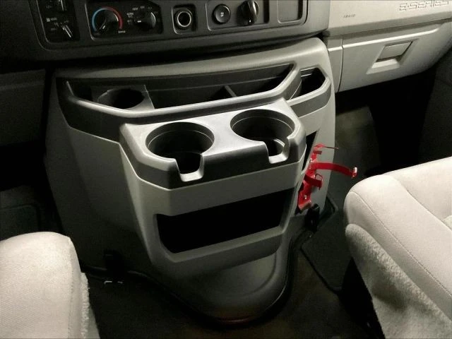 2014 Ford Econoline Van - Image 20 of 31