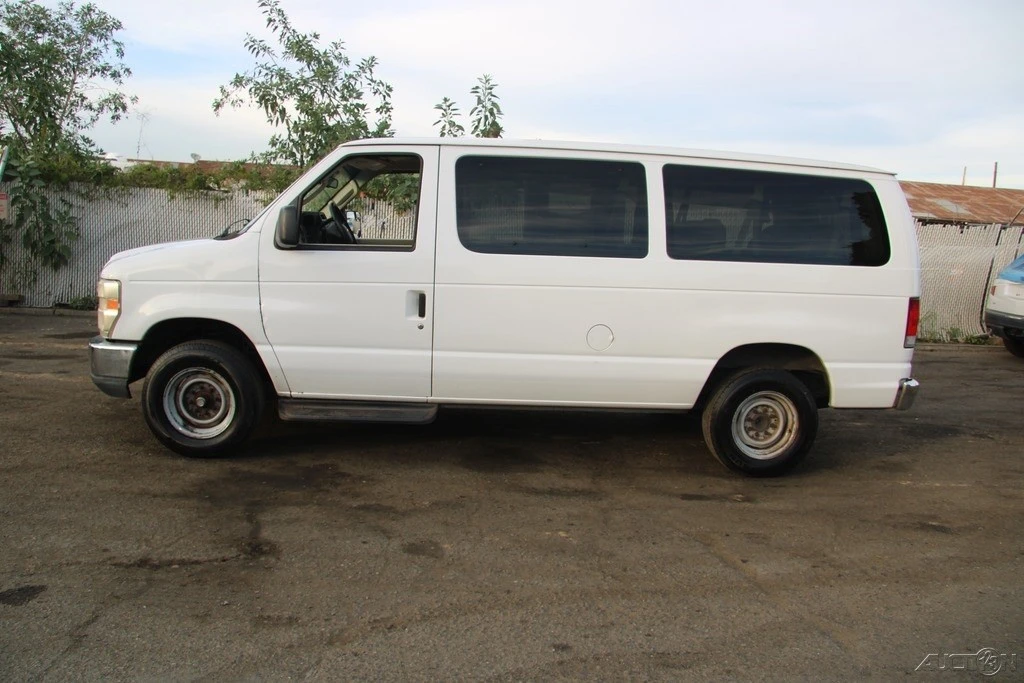 2014 Ford Econoline Van - Image 3 of 21