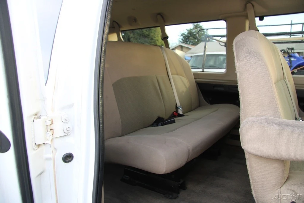 2014 Ford Econoline Van - Image 19 of 21