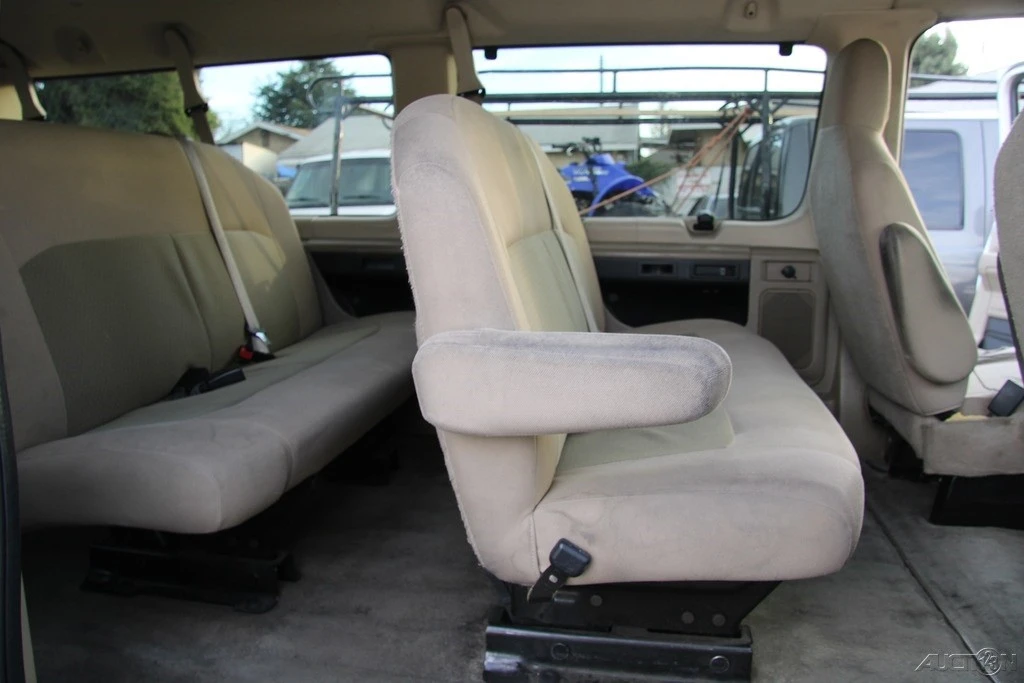 2014 Ford Econoline Van - Image 20 of 21
