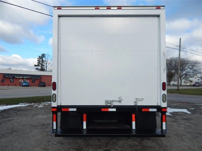 2014 Ford Econoline Van - Image 8 of 21