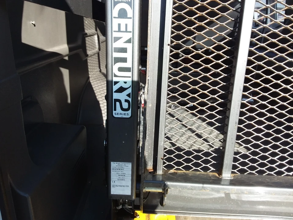 2014 Ford Econoline Van - Image 3 of 21