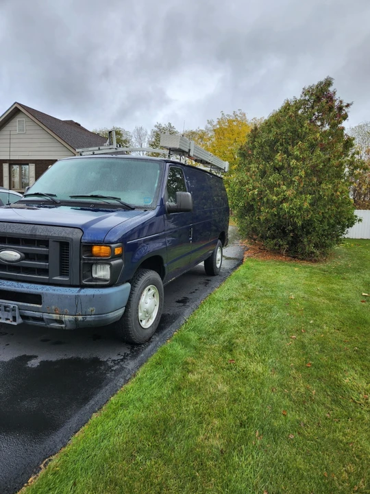2014 Ford Econoline Van - Image 5 of 10