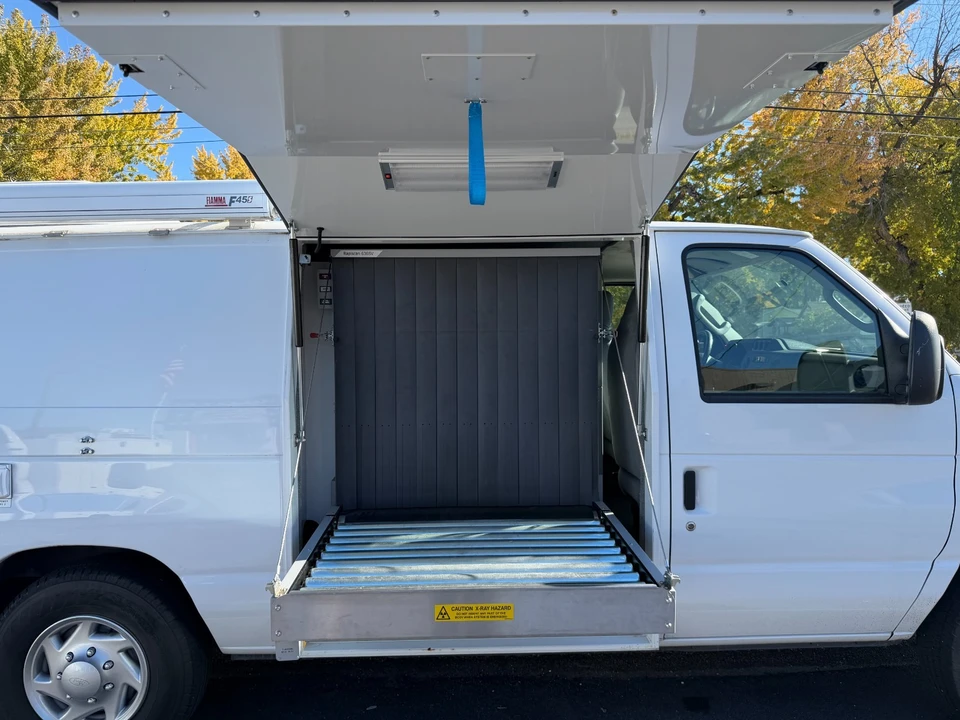 2014 Ford Econoline Van - Image 4 of 20