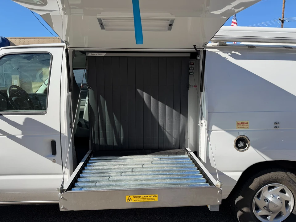 2014 Ford Econoline Van - Image 2 of 20