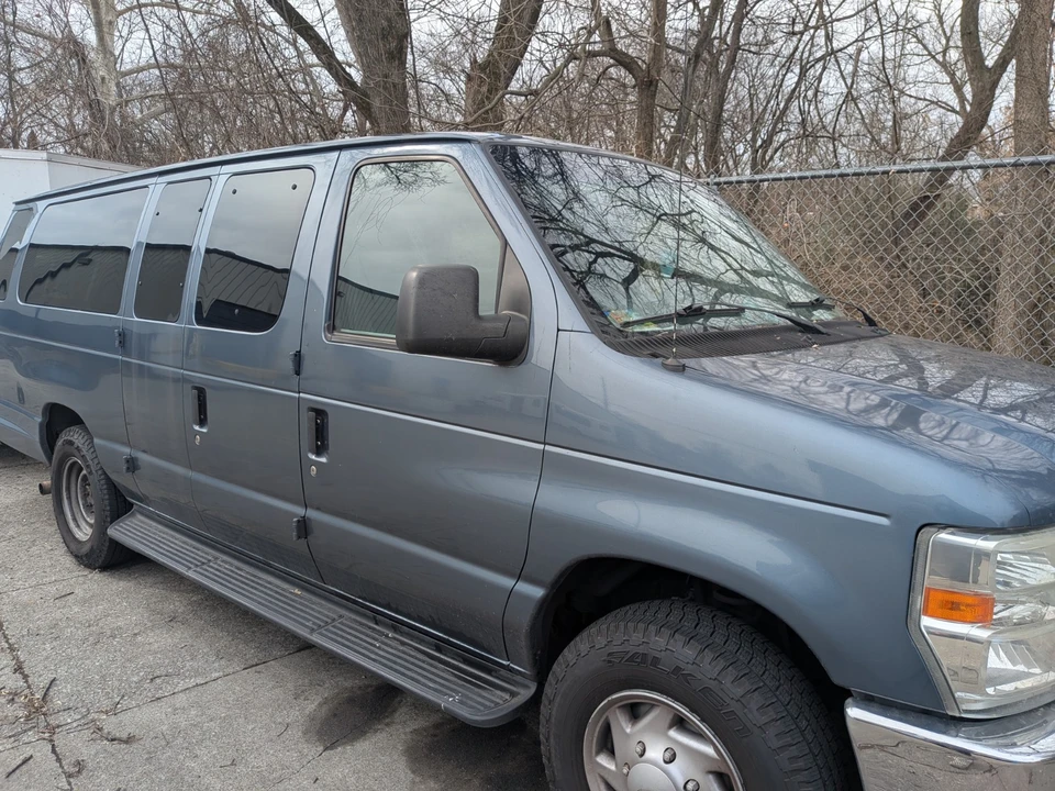 2014 Ford Econoline Van - Image 3 of 7