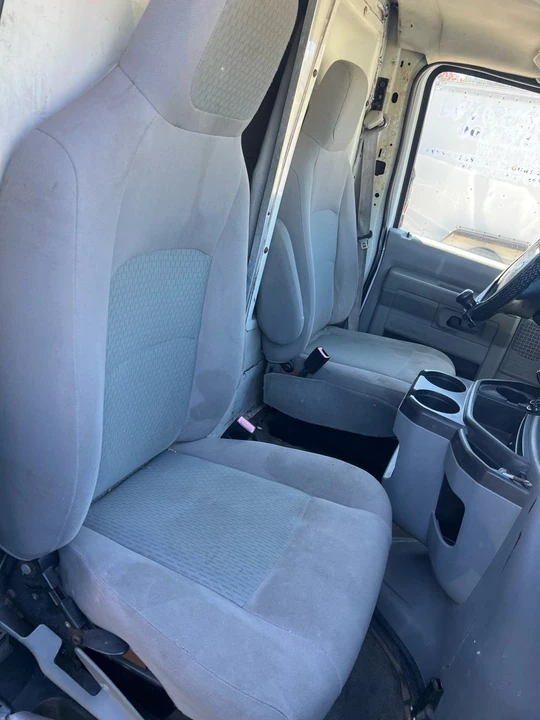 2014 Ford Econoline Van - Image 12 of 15