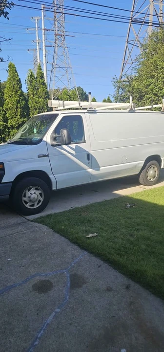 2014 Ford Econoline Van - Image 9 of 15